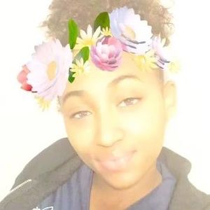 Meet your Posher, Roneasha